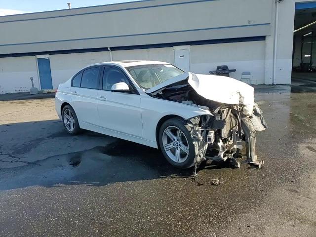 2014 BMW 320 I VIN: WBA3B1C56EK131852 Lot: 73164504