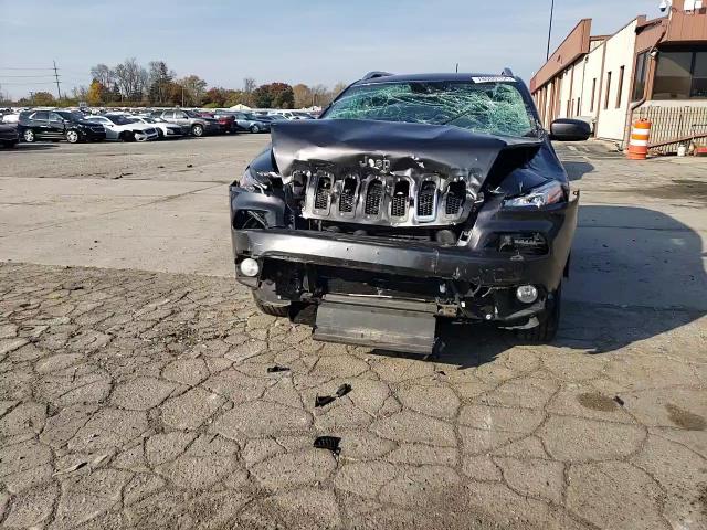2016 Jeep Grand Cherokee - Image 11