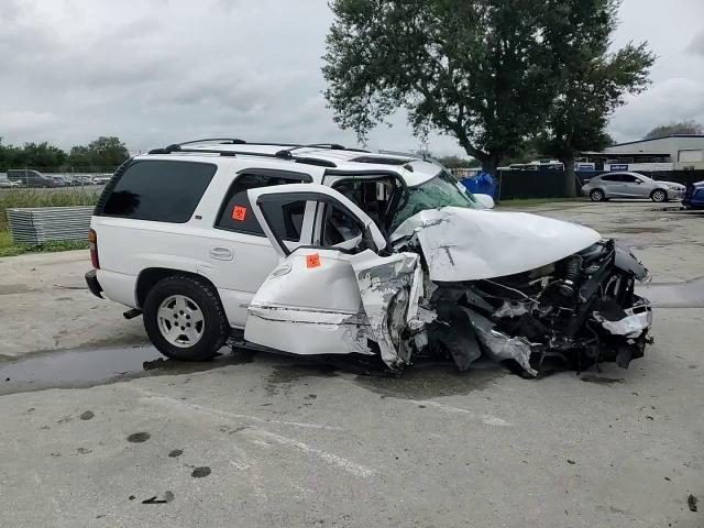 2004 Chevrolet Tahoe - Image 11