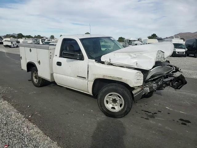 2005 Chevrolet Silverado C2500 Heavy Duty VIN: 1GBHC24U75E244004 Lot: 77148004