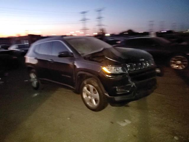 3C4NJCBB1JT308639 2018 Jeep Compass Latitude