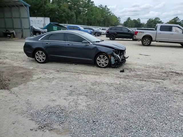 2013 Lincoln MKZ - Image 16