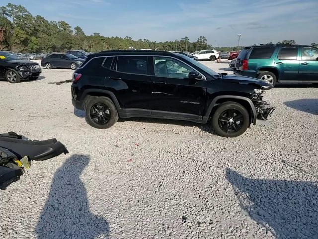 2022 Jeep Compass - Image 15