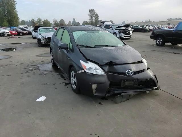 2015 Toyota Prius - Image 11
