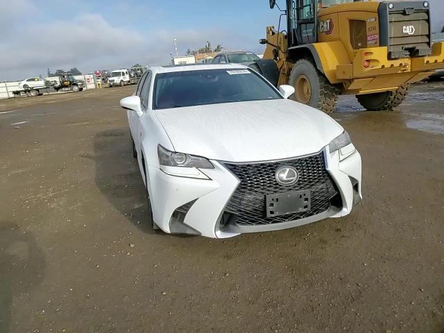 2016 Lexus GS - Image 11
