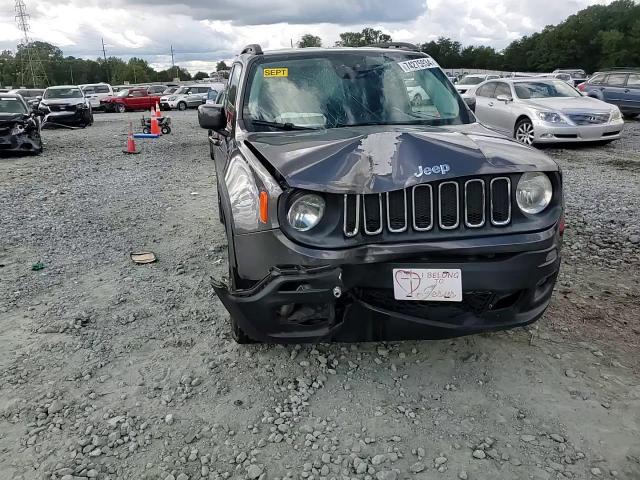 2017 Jeep Renegade - Image 11