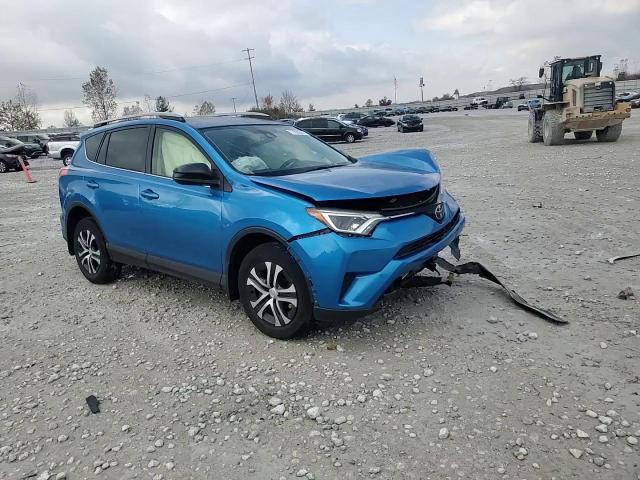 2018 Toyota Rav4 Le VIN: JTMBFREV8JJ257127 Lot: 77828304