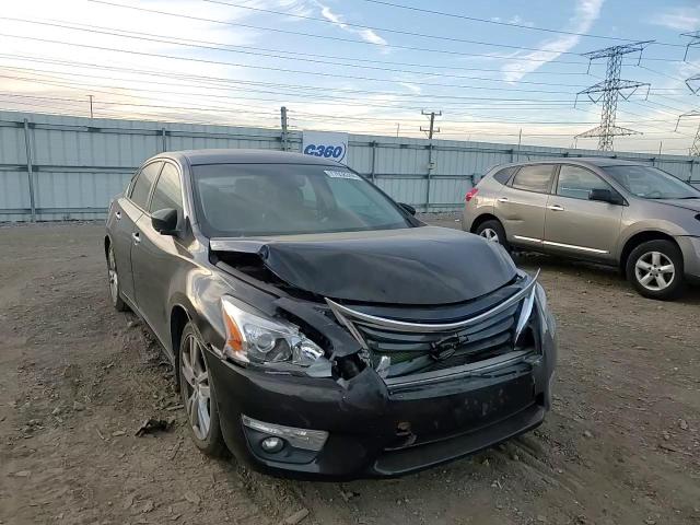 2013 Nissan Altima - Image 11