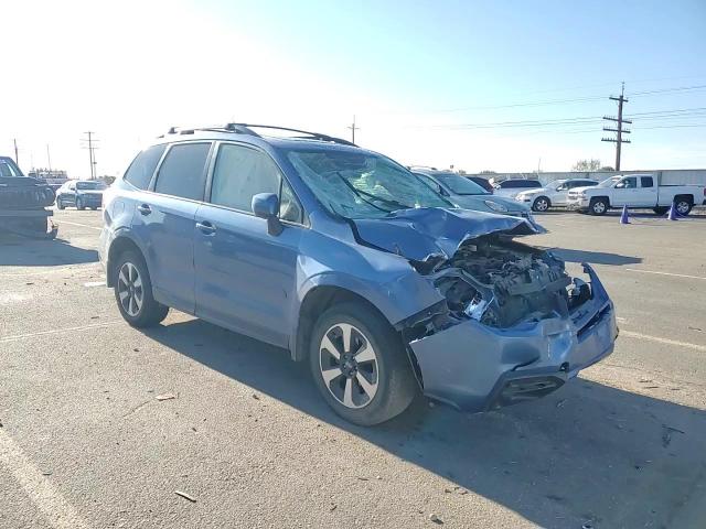 2018 Subaru Forester 2.5I Premium VIN: JF2SJAEC2JH416439 Lot: 77451174