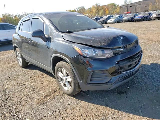 2019 Chevrolet Trax Ls VIN: 3GNCJNSB2KL290910 Lot: 76726814