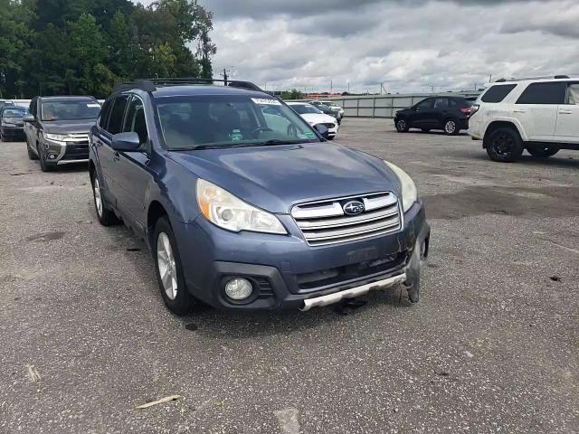 2013 Subaru Outback - Image 11