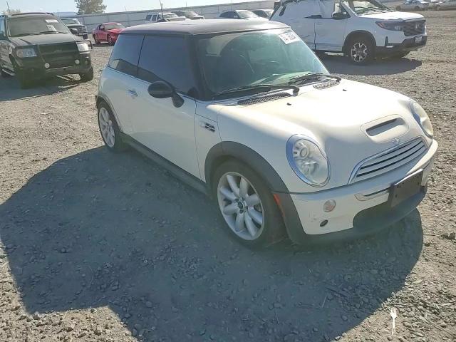 2006 Mini Cooper S VIN: WMWRE33566TJ48658 Lot: 74066284