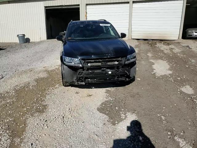 2021 Volkswagen Tiguan - Image 15