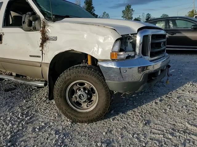 2003 Ford F250 - Image 10
