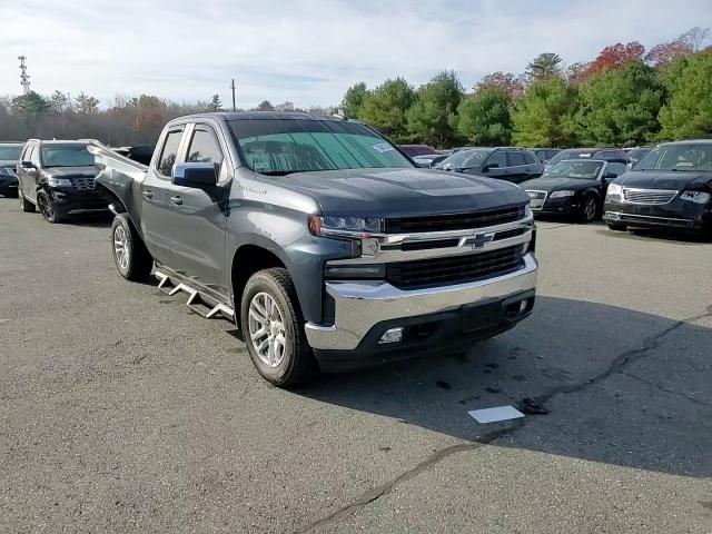 2020 Chevrolet Silverado - Image 11