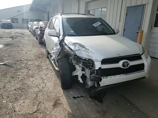 2009 Toyota RAV 4 - Image 11