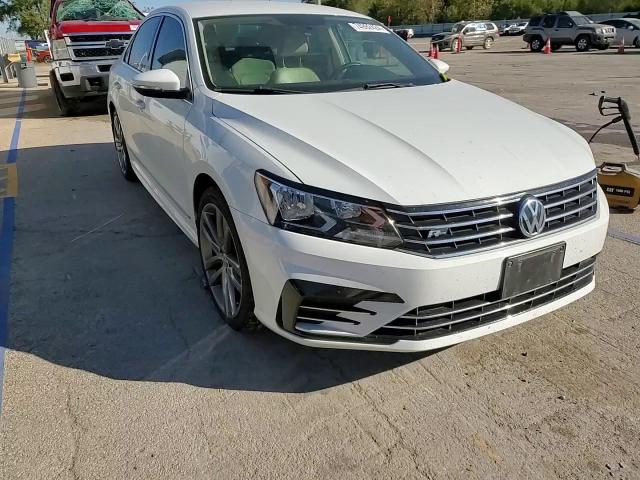 1VWAT7A33GC065833 2016 Volkswagen Passat S