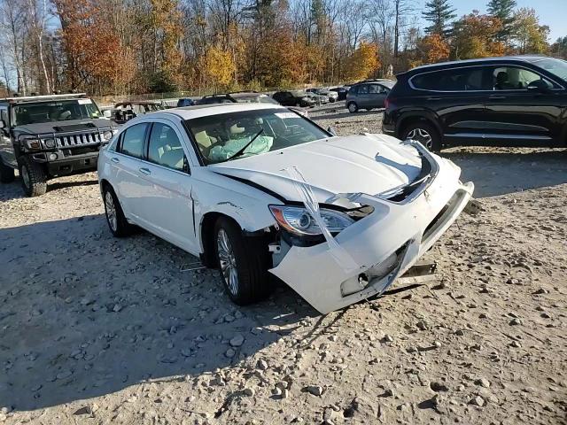 2011 Chrysler 200 Limited VIN: 1C3BC2FG2BN549211 Lot: 76876604