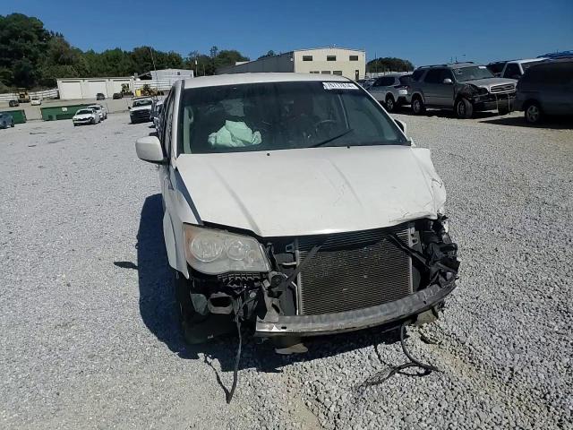2012 Dodge Caravan - Image 12