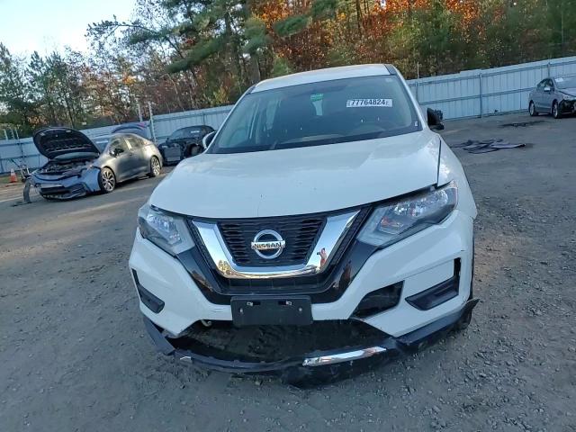 2017 Nissan Rogue - Image 11