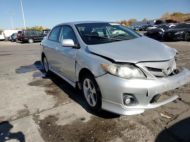 2013 Toyota Corolla Base VIN: 2T1BU4EE7DC984705 Lot: 77371314