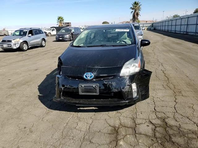 2010 Toyota Prius - Image 11