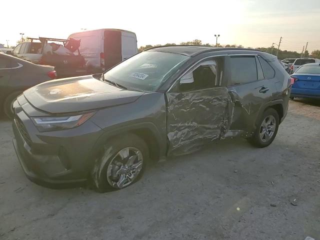 2023 Toyota RAV 4 - Image 12