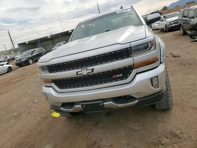 2017 Chevrolet Silverado - Image 10