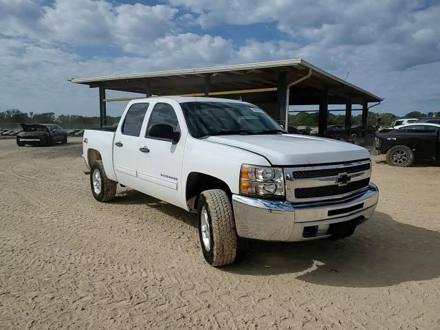 2013 Chevrolet Silverado - Image 13
