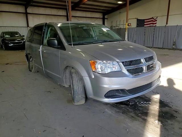 2018 Dodge Caravan - Image 14