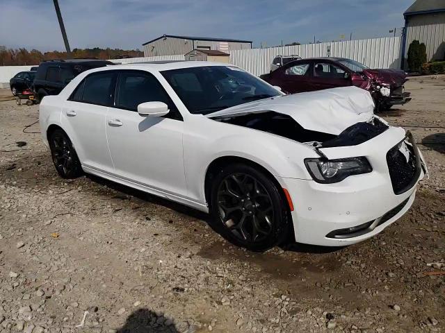 2016 Chrysler 300 S VIN: 2C3CCABG3GH269799 Lot: 77631184