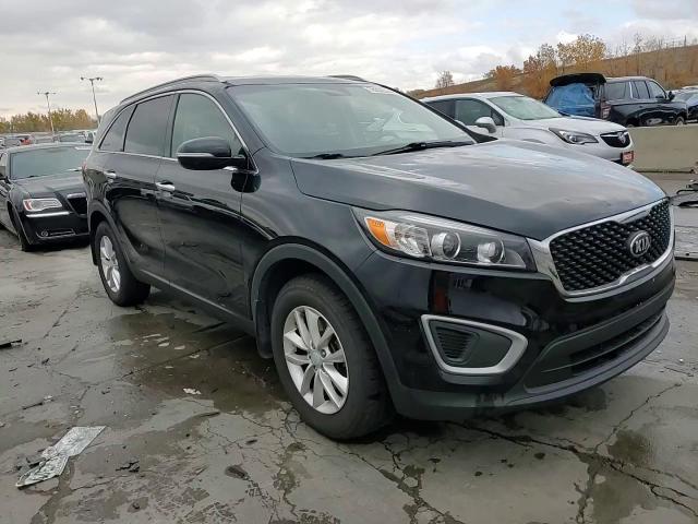2017 Kia Sorento - Image 14