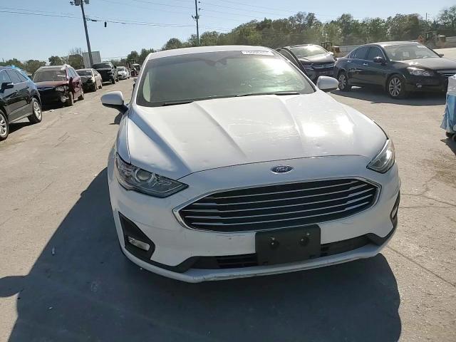 2020 Ford Fusion - Image 10