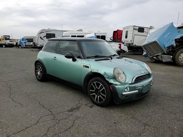 2003 Mini Cooper VIN: WMWRC33433TE15931 Lot: 75550704