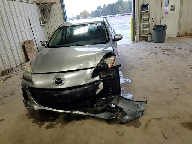 2013 Mazda 3 - Image 10