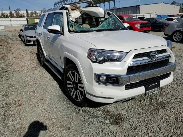 2018 Toyota 4Runner Sr5/Sr5 Premium VIN: JTEBU5JR2J5579757 Lot: 76101064