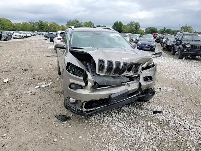 2016 Jeep Cherokee Limited VIN: 1C4PJMDB2GW241774 Lot: 73689774