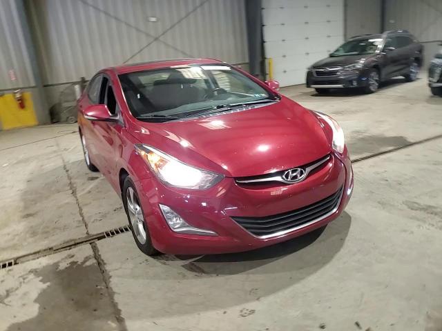 2016 Hyundai Elantra - Image 10