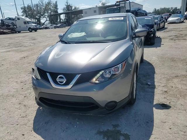 2017 Nissan Rogue - Image 11