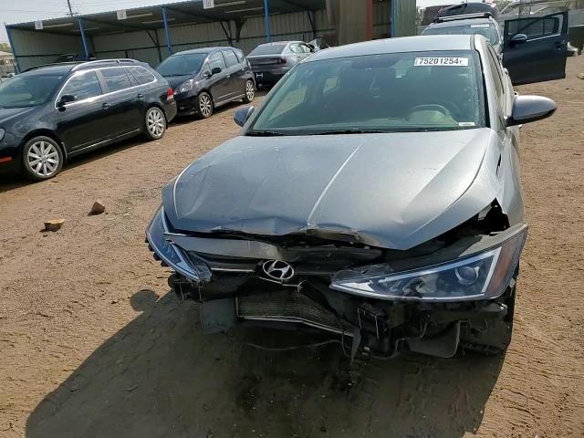 2019 Hyundai Elantra Se VIN: KMHD74LF2KU797136 Lot: 75201254