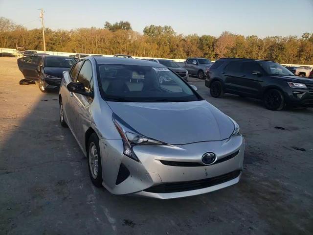 JTDKARFU2J3551910 2018 Toyota Prius