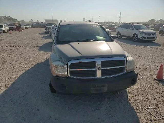 2005 Dodge Durango - Image 12
