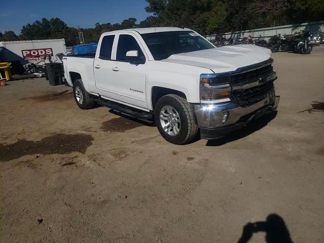 2017 Chevrolet Silverado K1500 Lt VIN: 1GCVKREC4HZ395671 Lot: 77833524