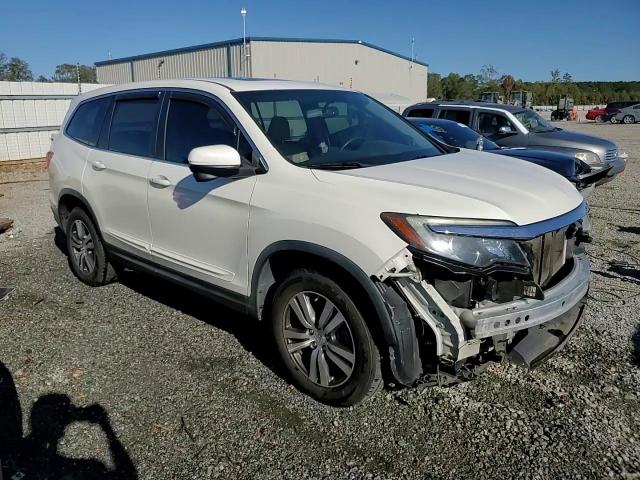 2017 Honda Pilot - Image 13
