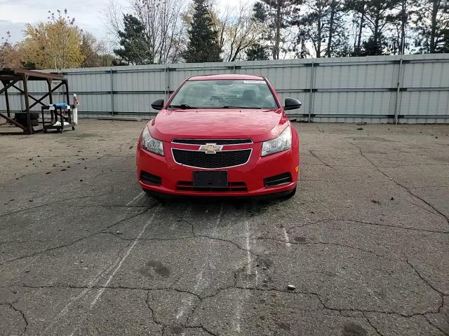 2014 Chevrolet Cruze - Image 11