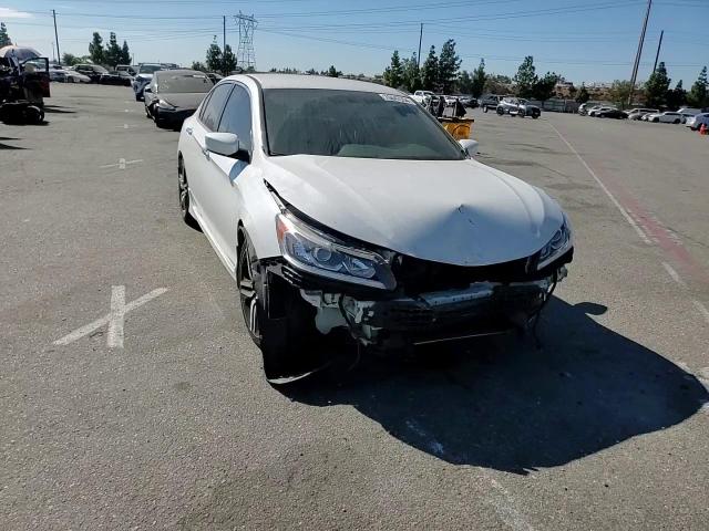 2017 Honda Accord - Image 11