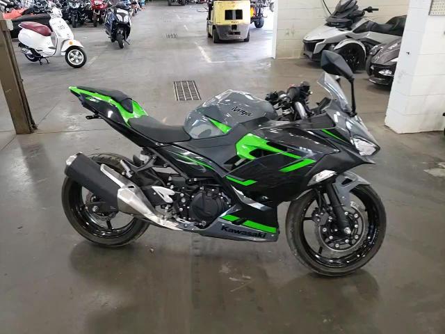 JKAEXKG12KDA29519 2019 Kawasaki Ex400