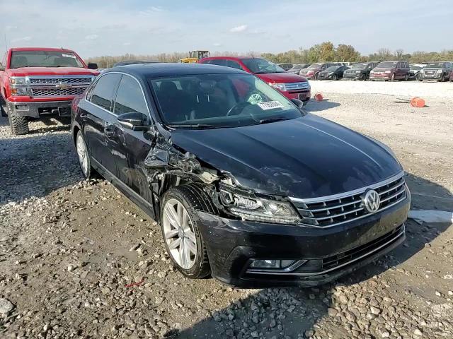 2017 Volkswagen Passat - Image 13