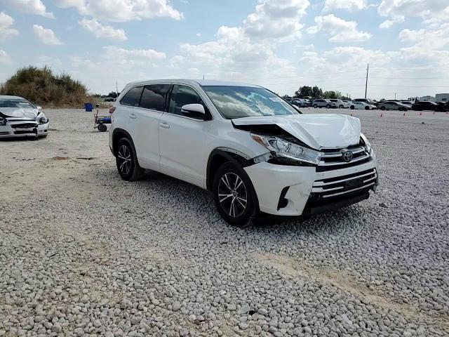 2017 Toyota Highlander Le VIN: 5TDZARFH0HS026371 Lot: 74837594