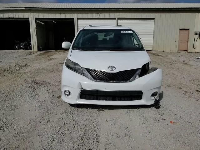 2015 Toyota Sienna - Image 15